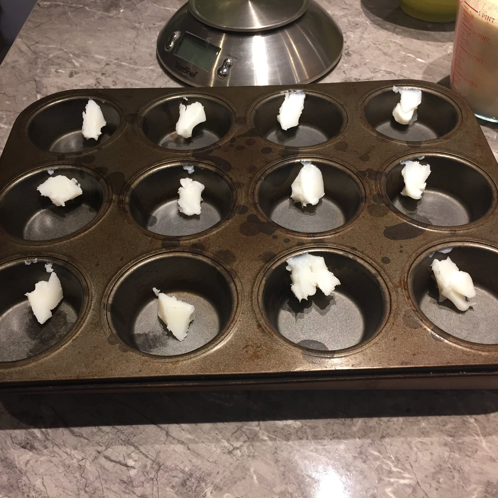 Muffin tin with lard