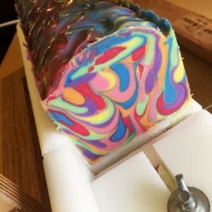 Rainbow Drop Swirl mid-cut