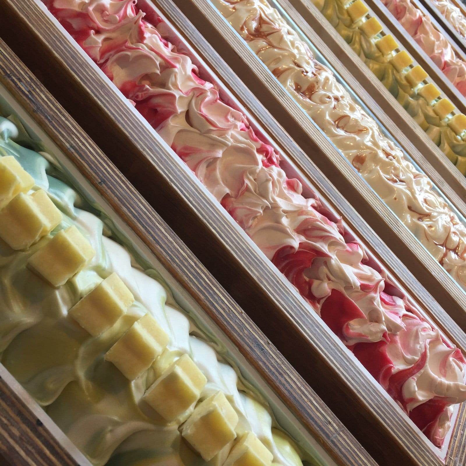 Frosted Christmas Tree, Candy Cane & Warm Gingerbread in the mould